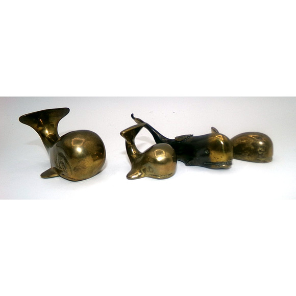Lot of 4 Vintage Brass Whale fish Nautical Figurine Paperweights mermaid friends - Picture 4 of 16